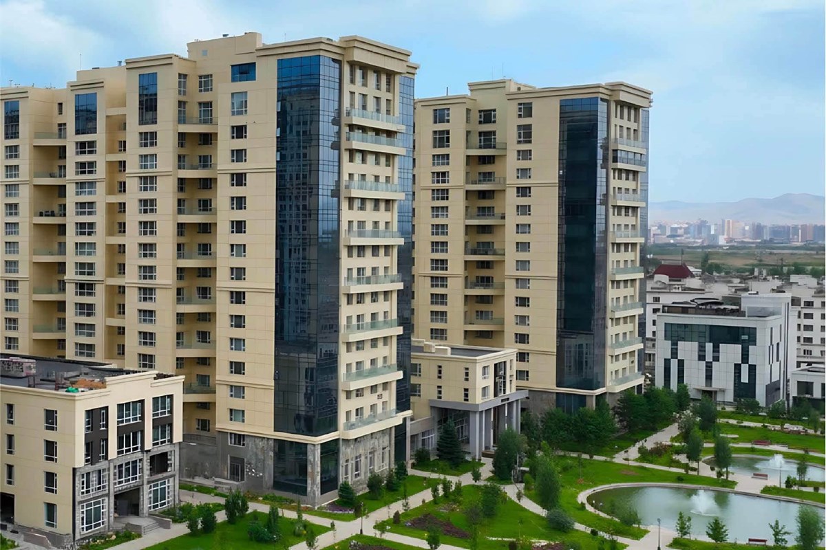 King tower 1давхар үйлчилгээ талбай худалдана.