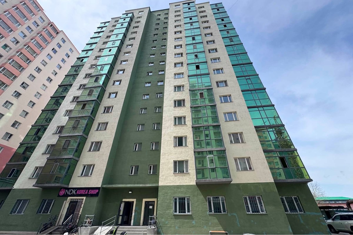 242мкв худалдааны талбай зарна