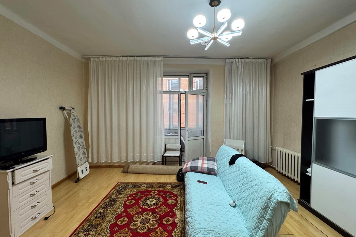 2-room apartment for rent — 8