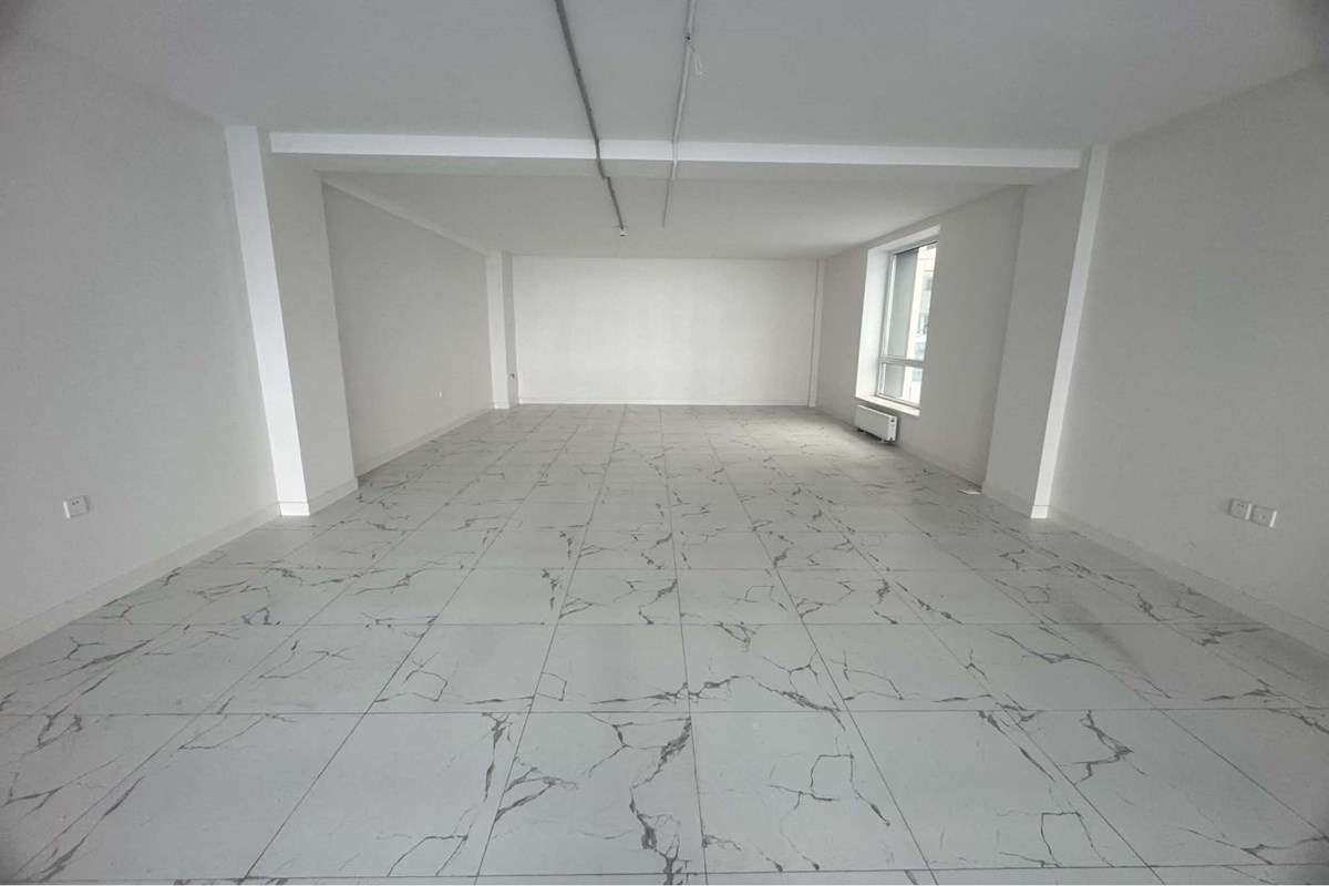 176m² retail space for sale — 4
