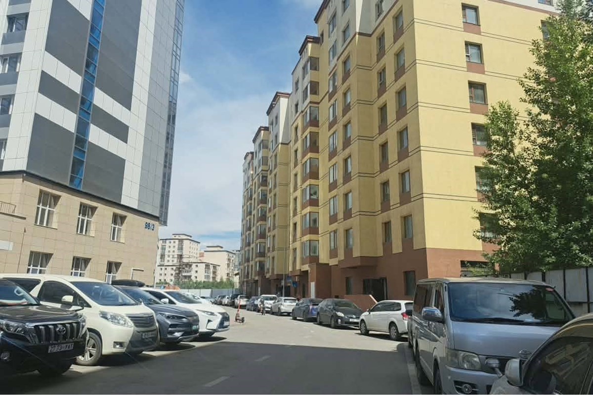Дөл хотхон 120 мкв 1 давхрын талбай түрээс