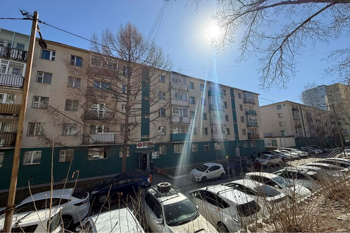 Жуковт гал тогоо тусдаа 2 өрөө байр худалдана