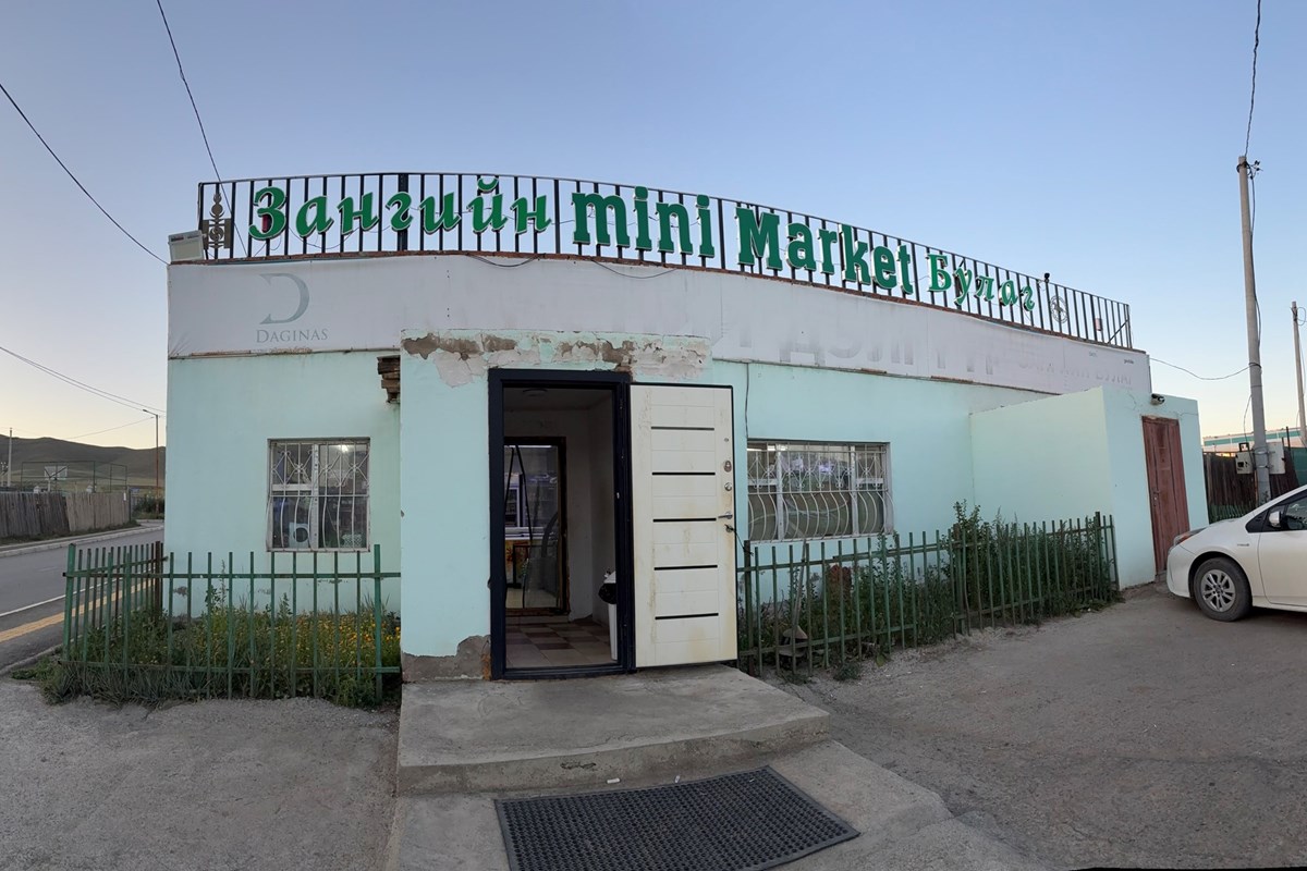 Хужирбулан-д дэлгүүр түрээслэнэ