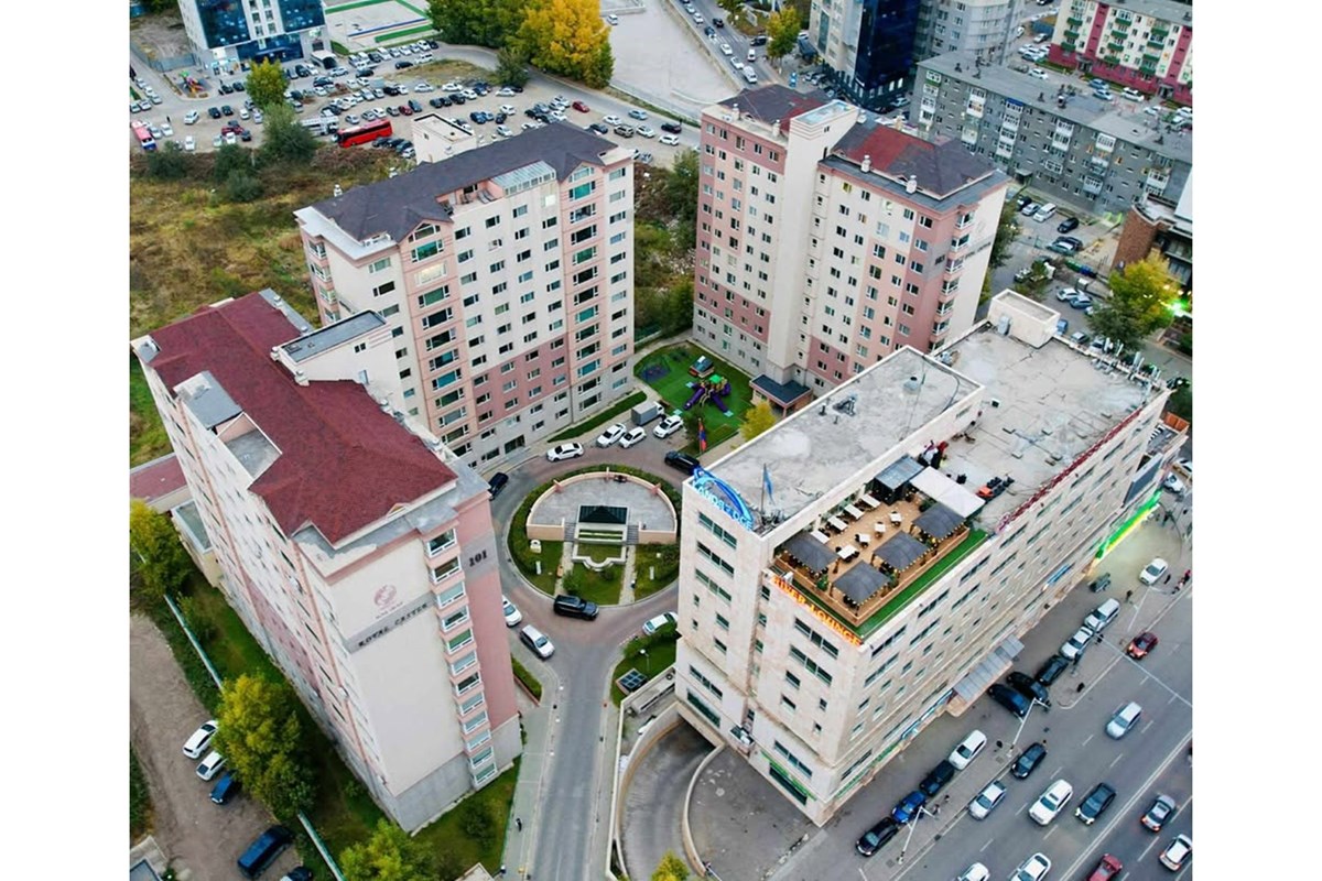 Royal Castle хотхонд дулаан зогсоол худалдана
