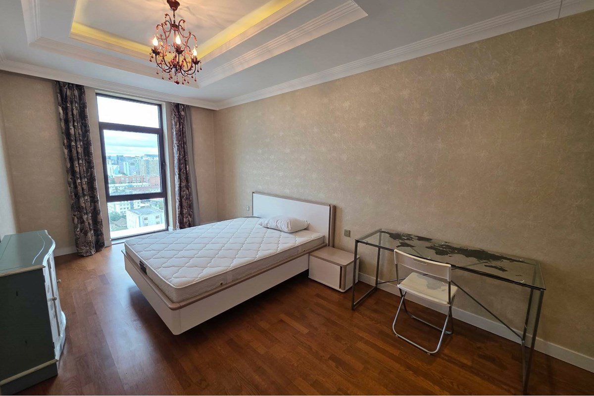 4-room apartment for rent — 10