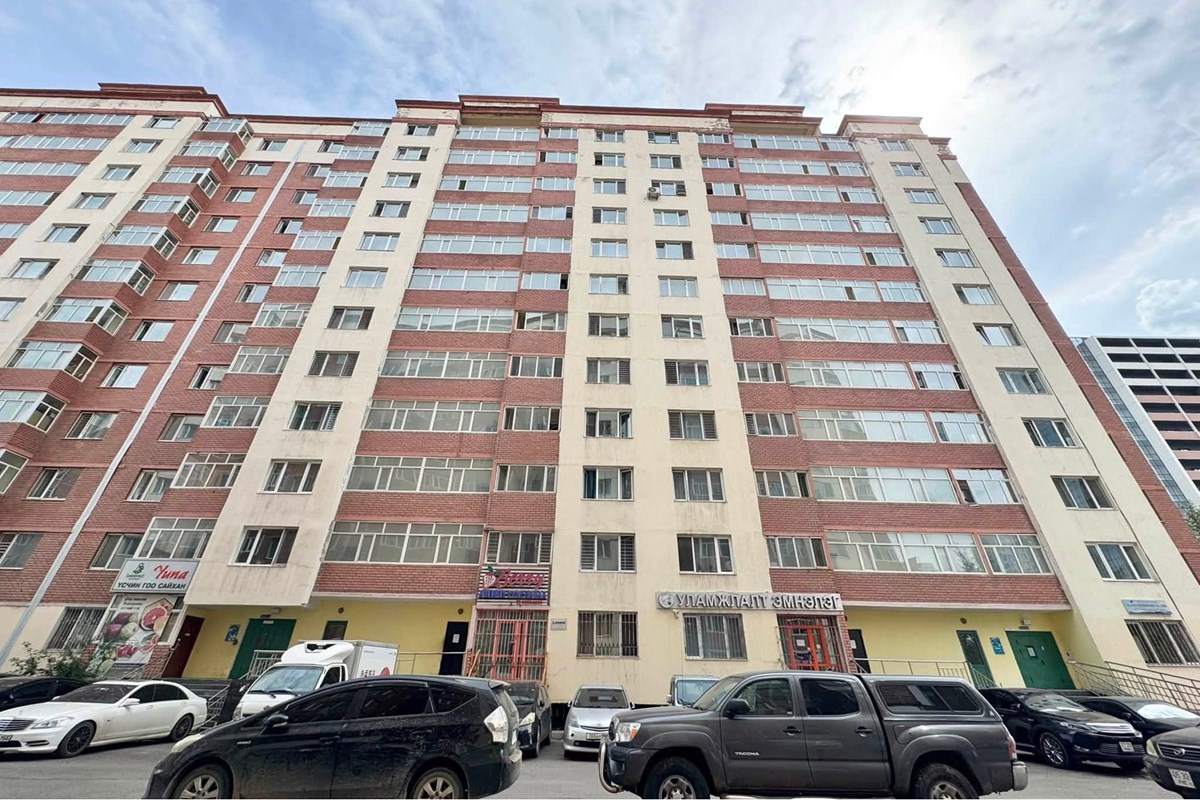 Рапид хороололд 114 мкв 4 өрөө худалдана.
