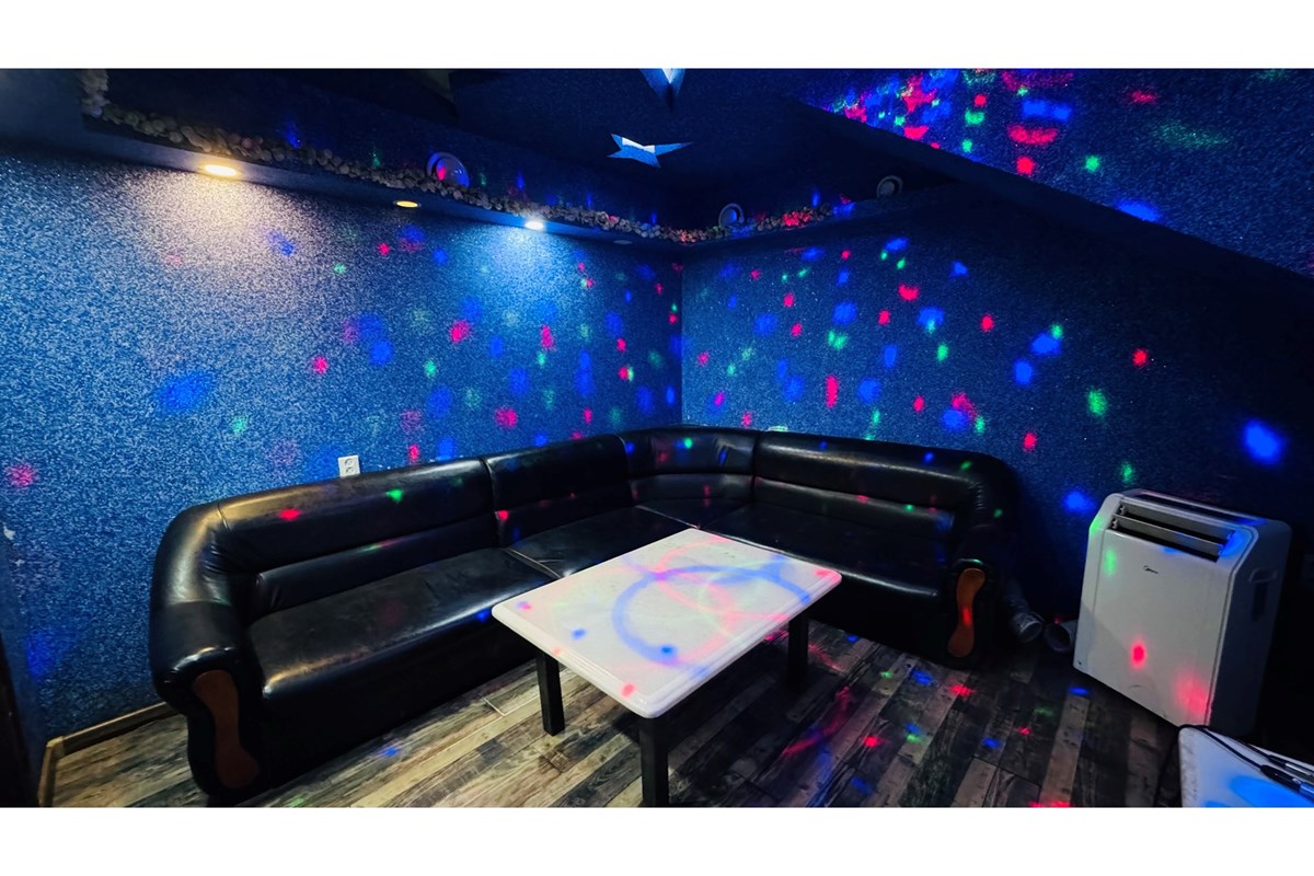 1569.3m² object for sale — 9