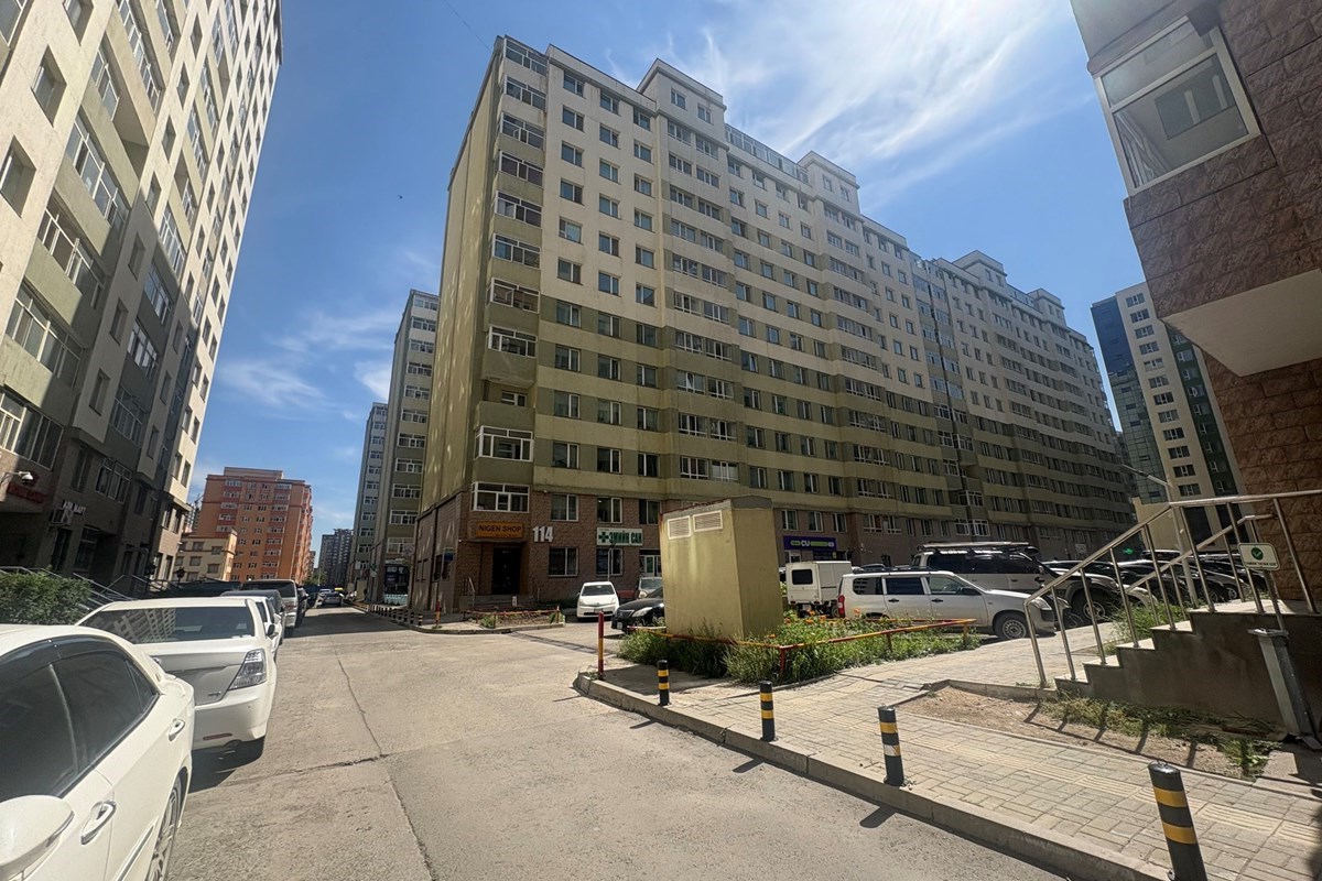 Бзд-36 хороо Саруул хороололд 1 өрөө худалдана