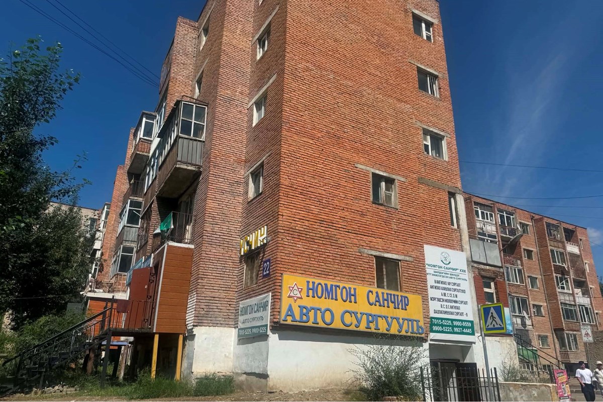 Баянзүрх дүүргийн 170 м2 үйлчилгээний талбай