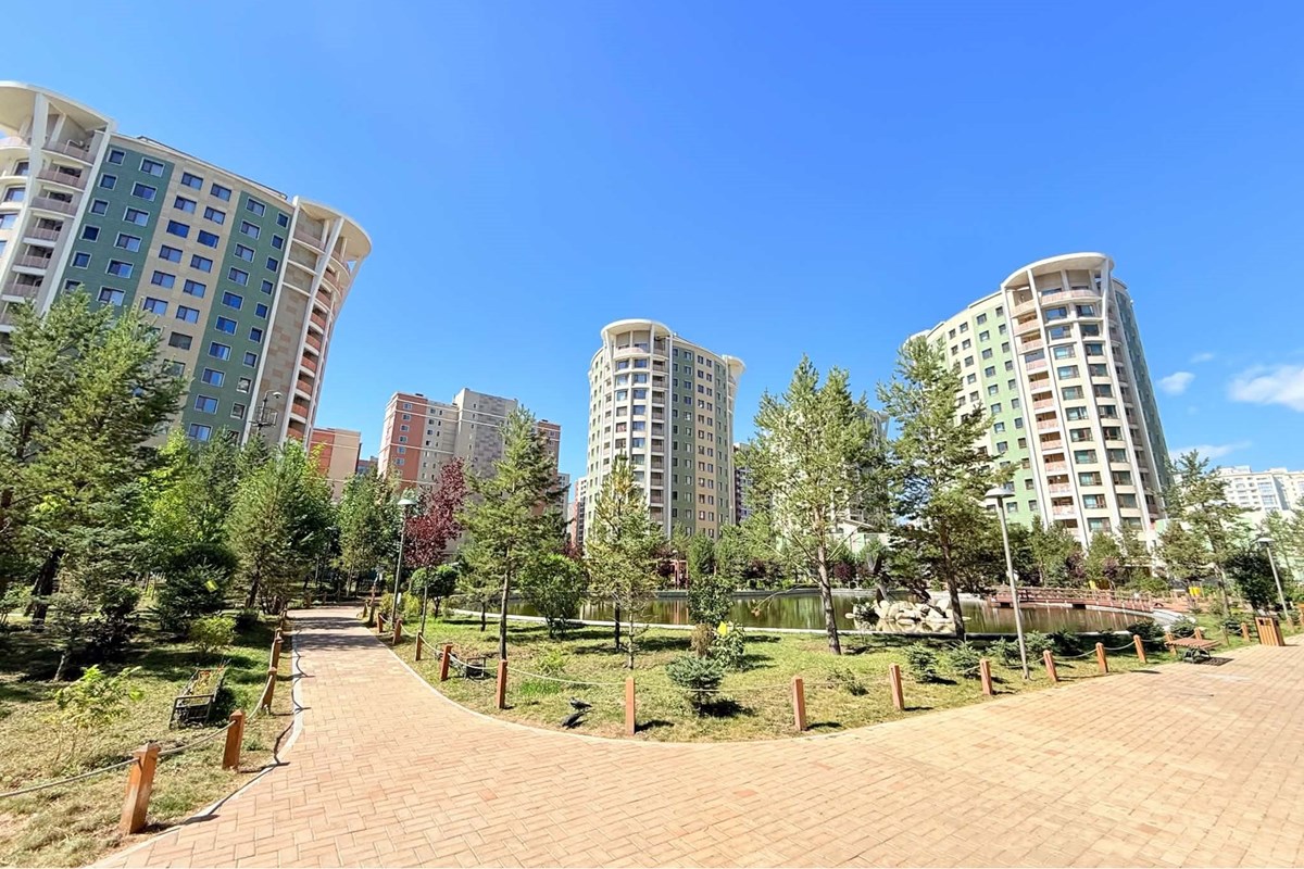 River garden-2 хотхонд бүрэн тавилгатай 4өрөө байр