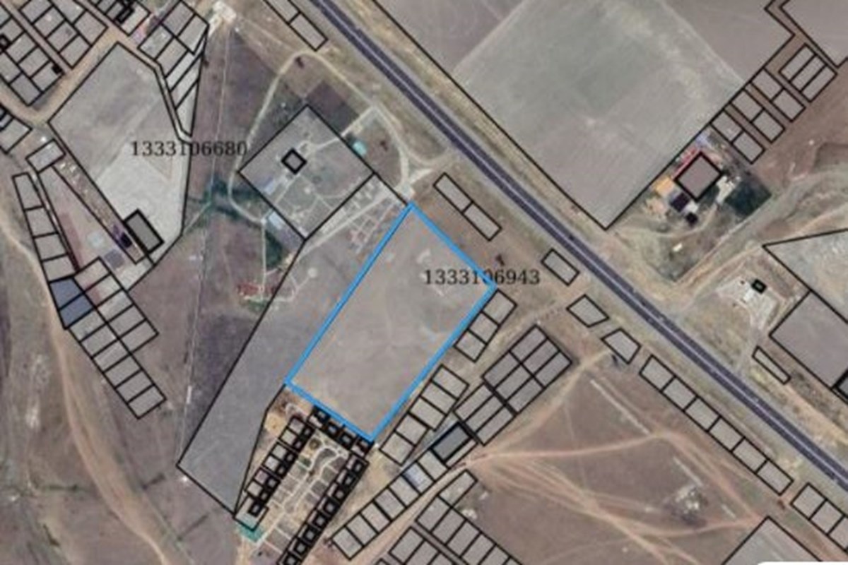 "Улаанбаатар хотын төвд 24,313 м² газар зарна"