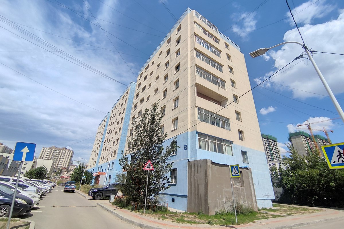 10-р хороололд угсармалын 2 өрөө байр худалдана