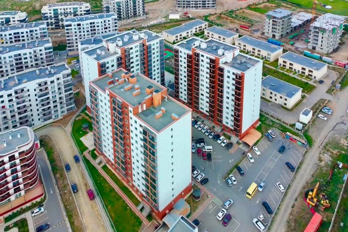 Арцат өргөө хотхонд 93мкв 3 өрөө