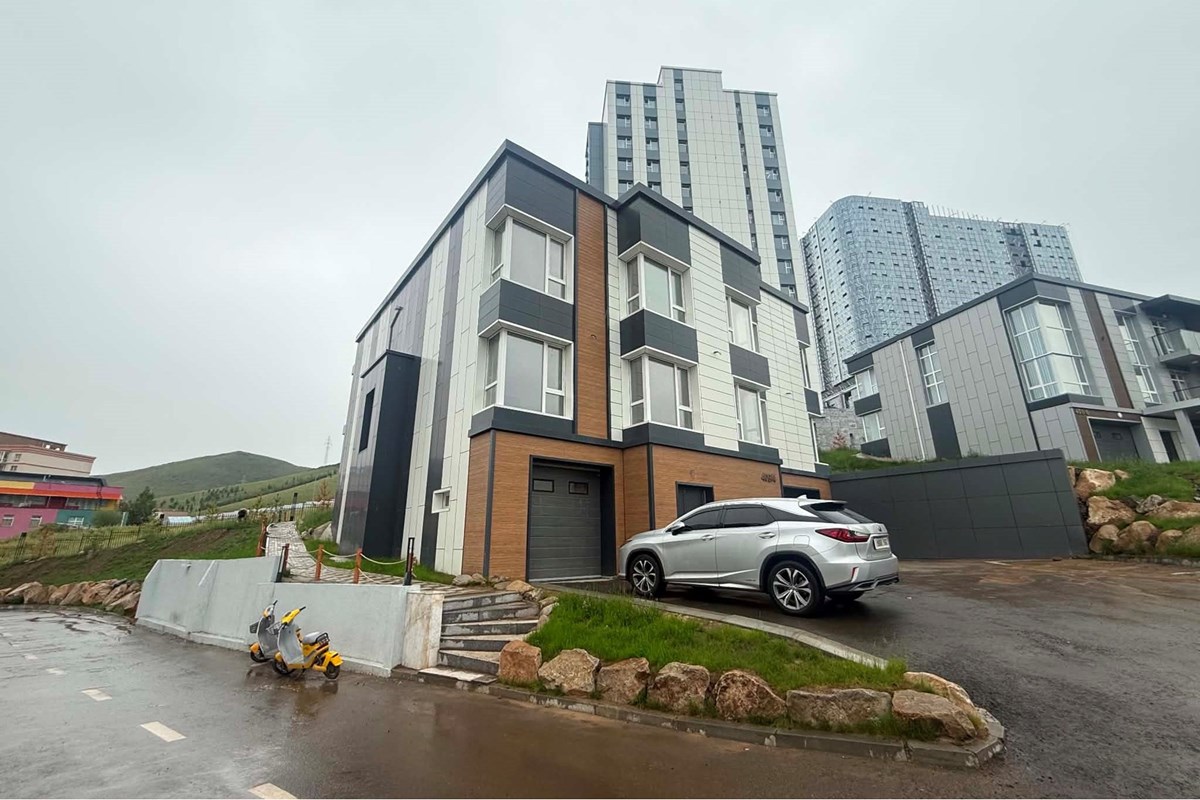 Zaisan luxury villa 650мк 3 давхар single house