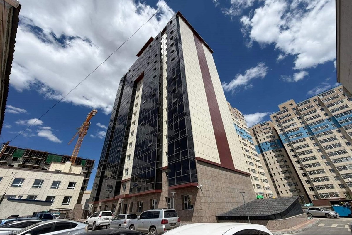 Цайз төвийн баруун талд шинэ 2 өрөө 52м2