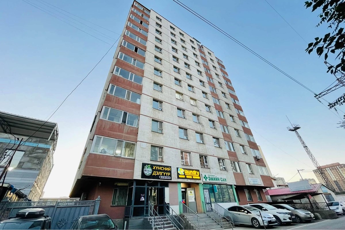 46-р байранд 3 өрөө орон сууц худалдана