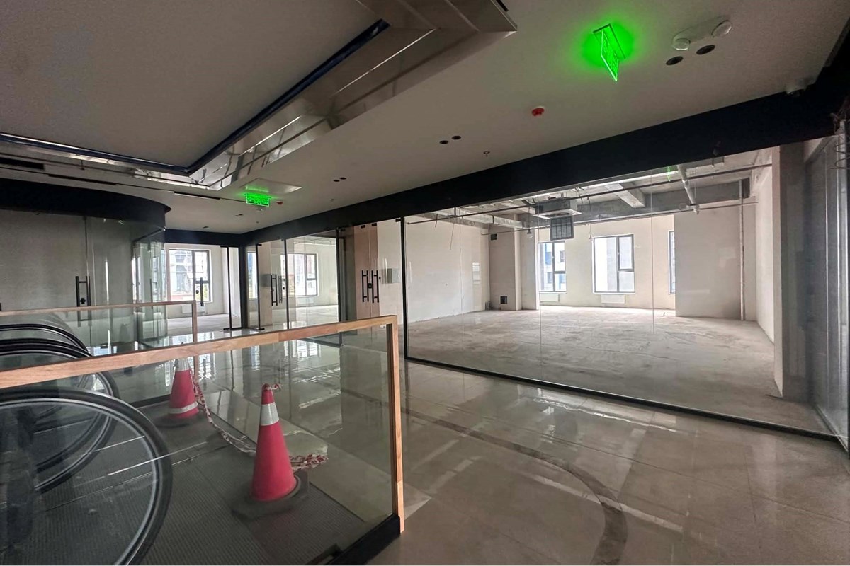 retail space for rent — 6