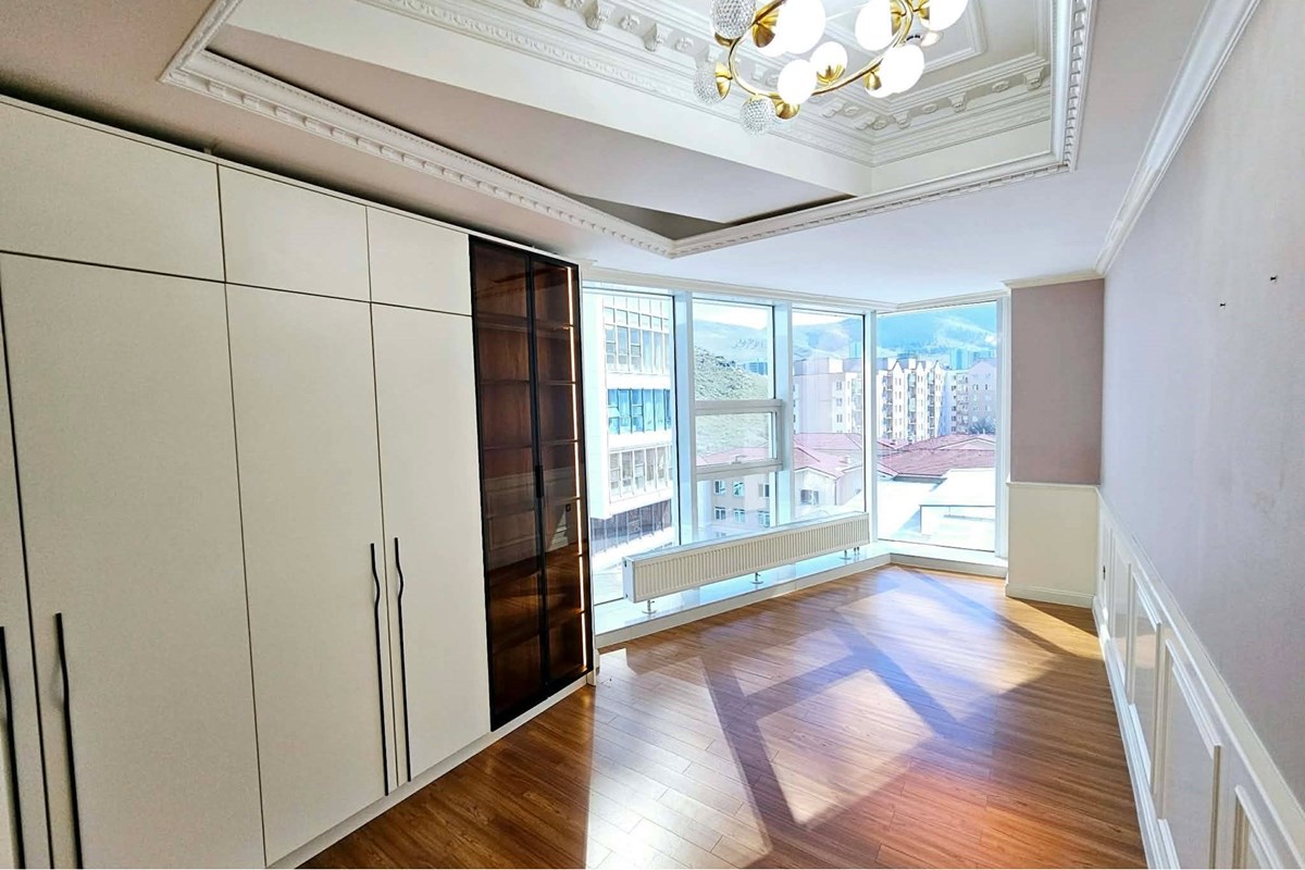 5-room apartment for sale — 9