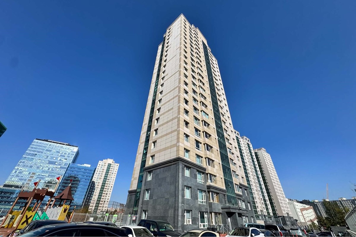 "Spacious 3-Room Home in Цэнгэлдэх Хонхон"