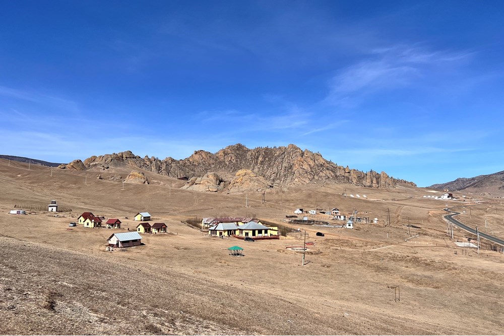 A resort with 2 hectares of land in Terelj — 2