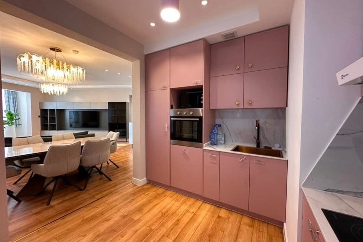 5-room apartment for rent — 5