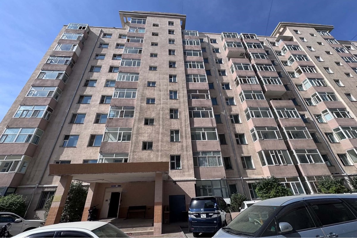 Алтай хонхон 101,6мкв 4 өрөө 18мкв зогсоол