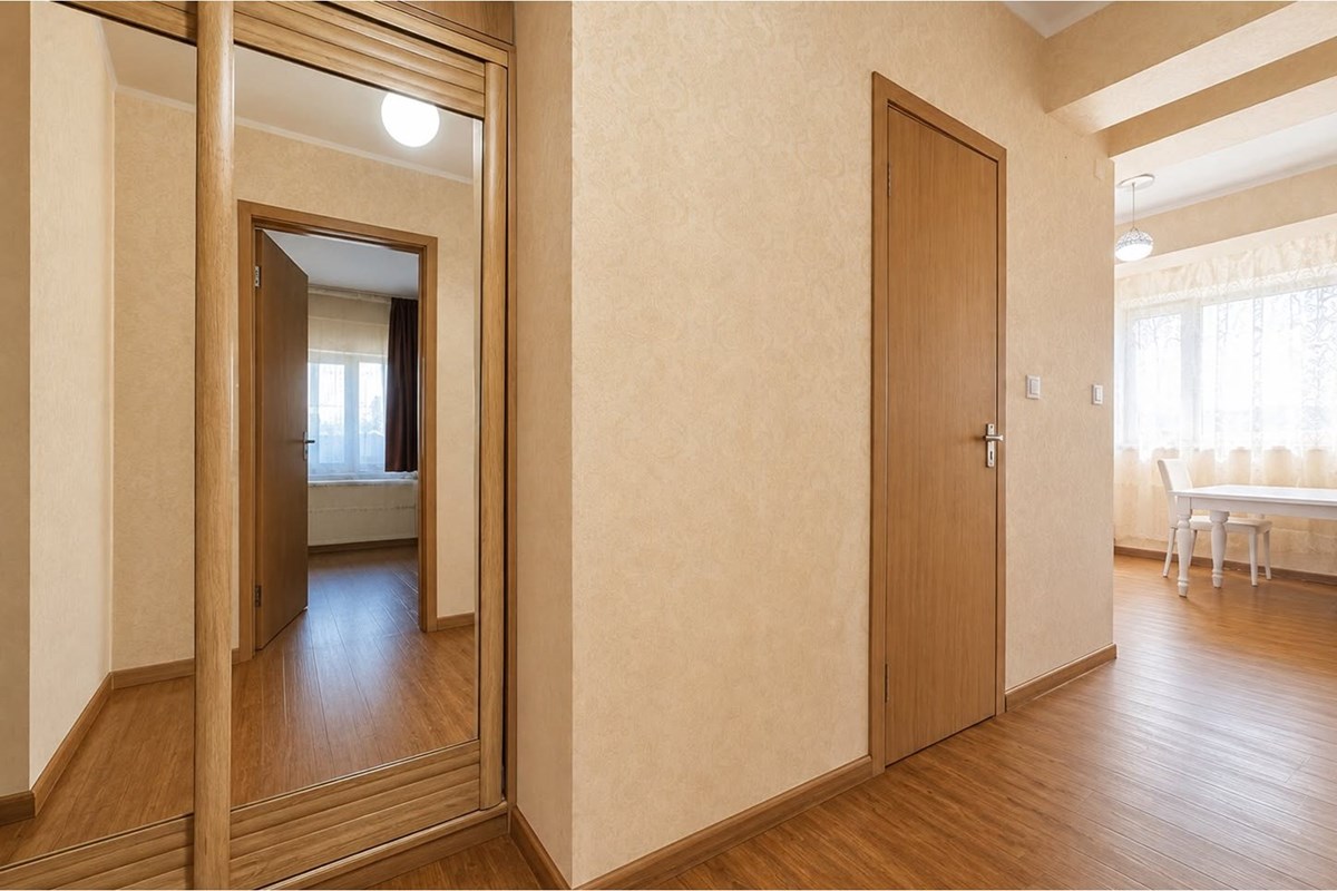 25-р эмийн сан Daco 10б байранд 2өрөө худалдана — 10