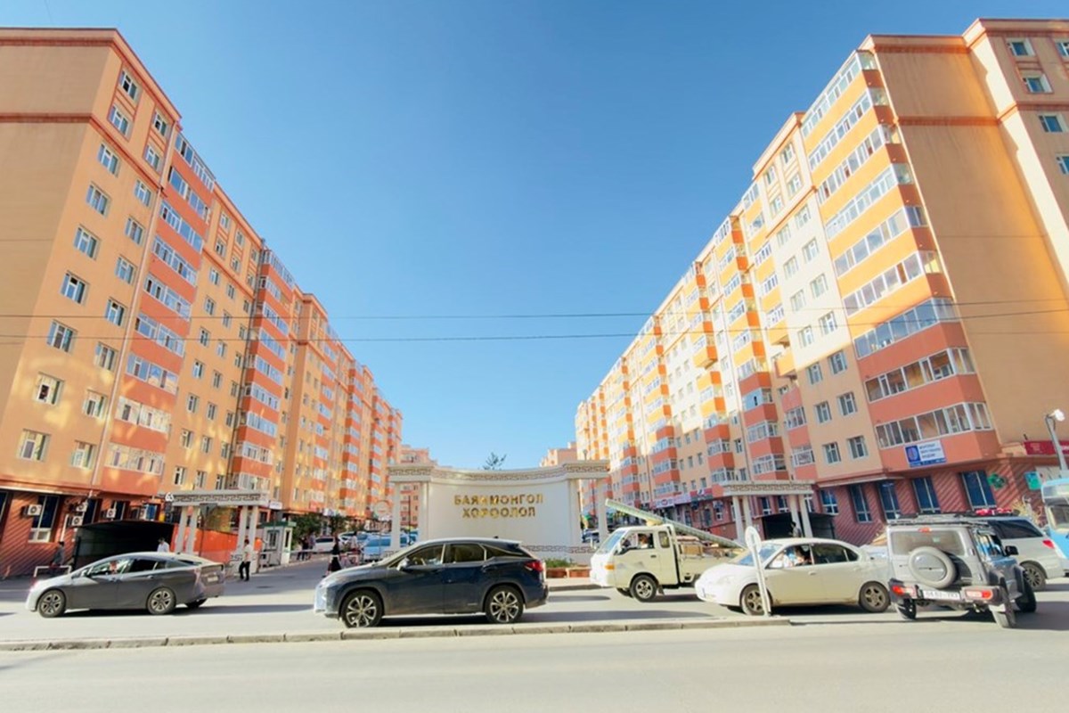 Баянмонгол хороололд өрөө орон сууц