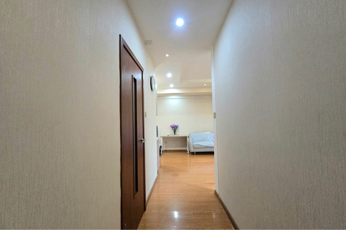 2-room apartment for rent — 8