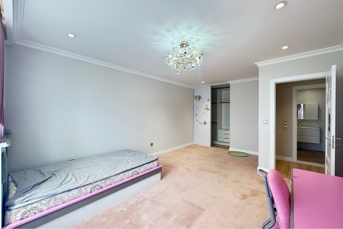4-room apartment for sale — 11