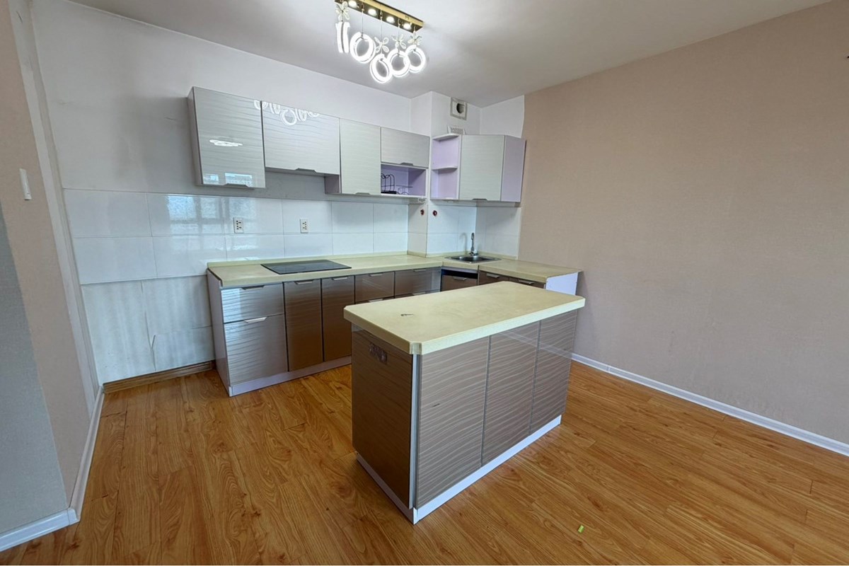 Urban Oasis: 1-Bed, 1-Bath in Хан-Уул, UB — 5