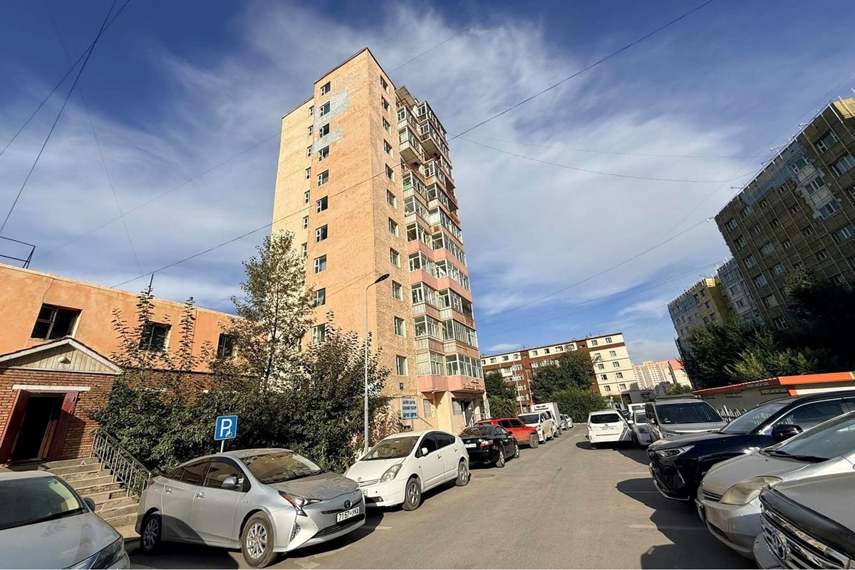улаанхуаранд 2 өрөө