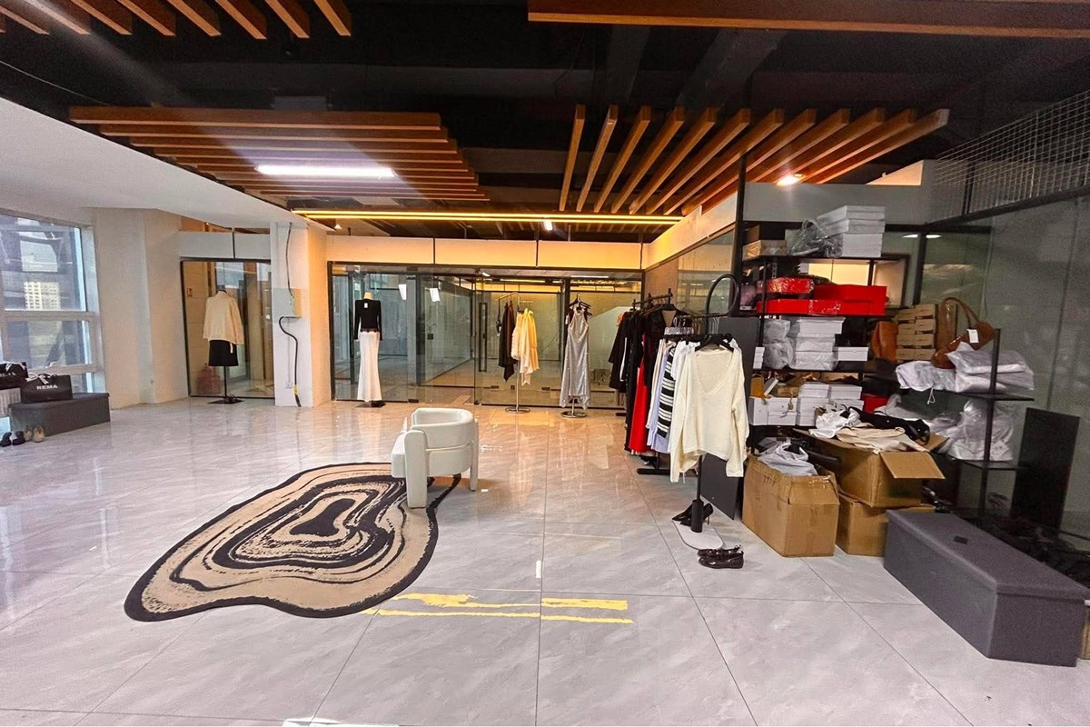 retail space for sale — 7