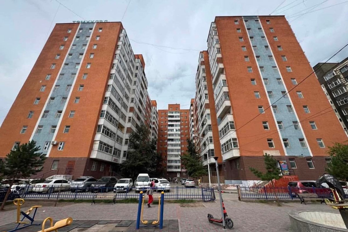 Тэмүүлэл хотхонд 43мкв 2 өрөө худалдана