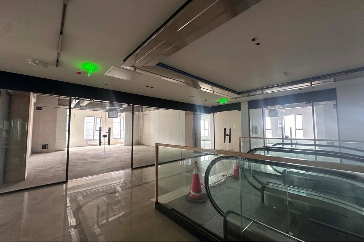 retail space for rent — 5
