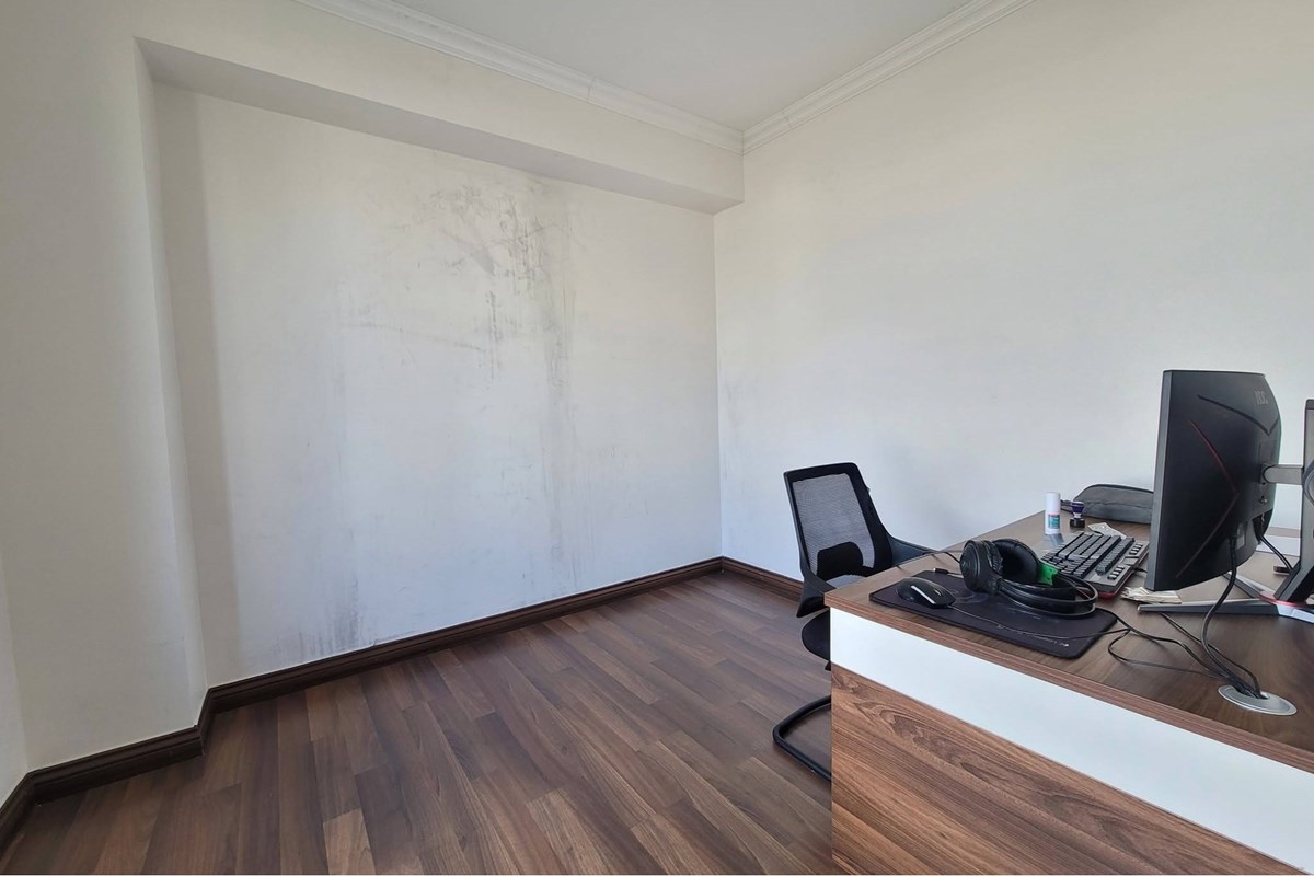 133.7m² building for rent — 10