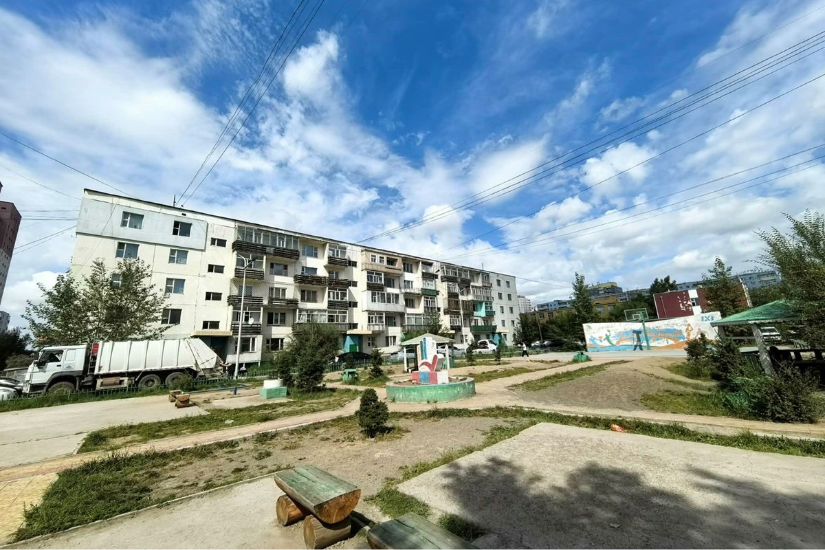 СХД, 21-р хороололд угсармалын 3 өрөө худалдана.