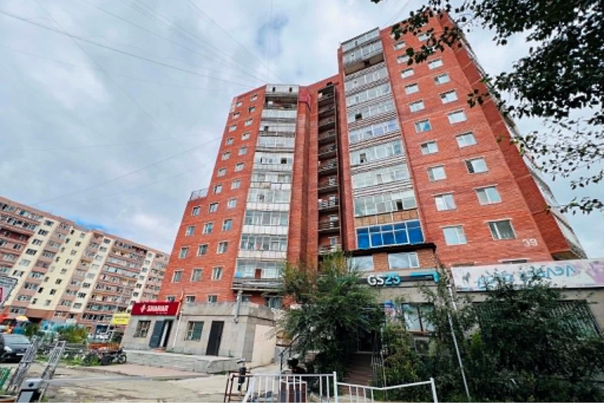 гал тогоо тусдаа 3 өрөө байр худалдана.