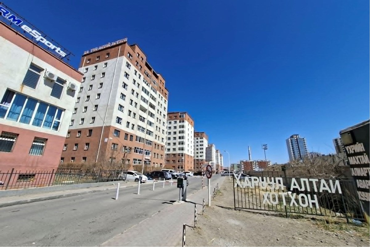 Харуул алтай хотхонд 2 өрөө байр худалдана.