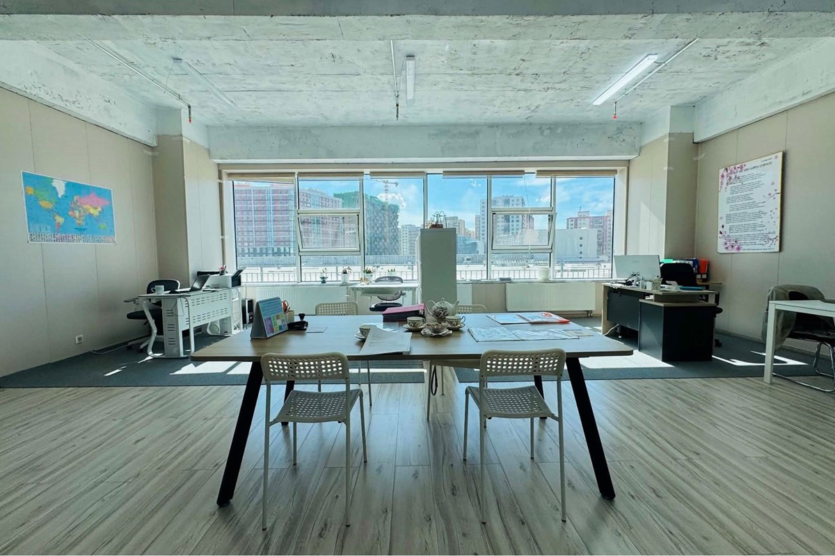 56.48m² office for rent — 3