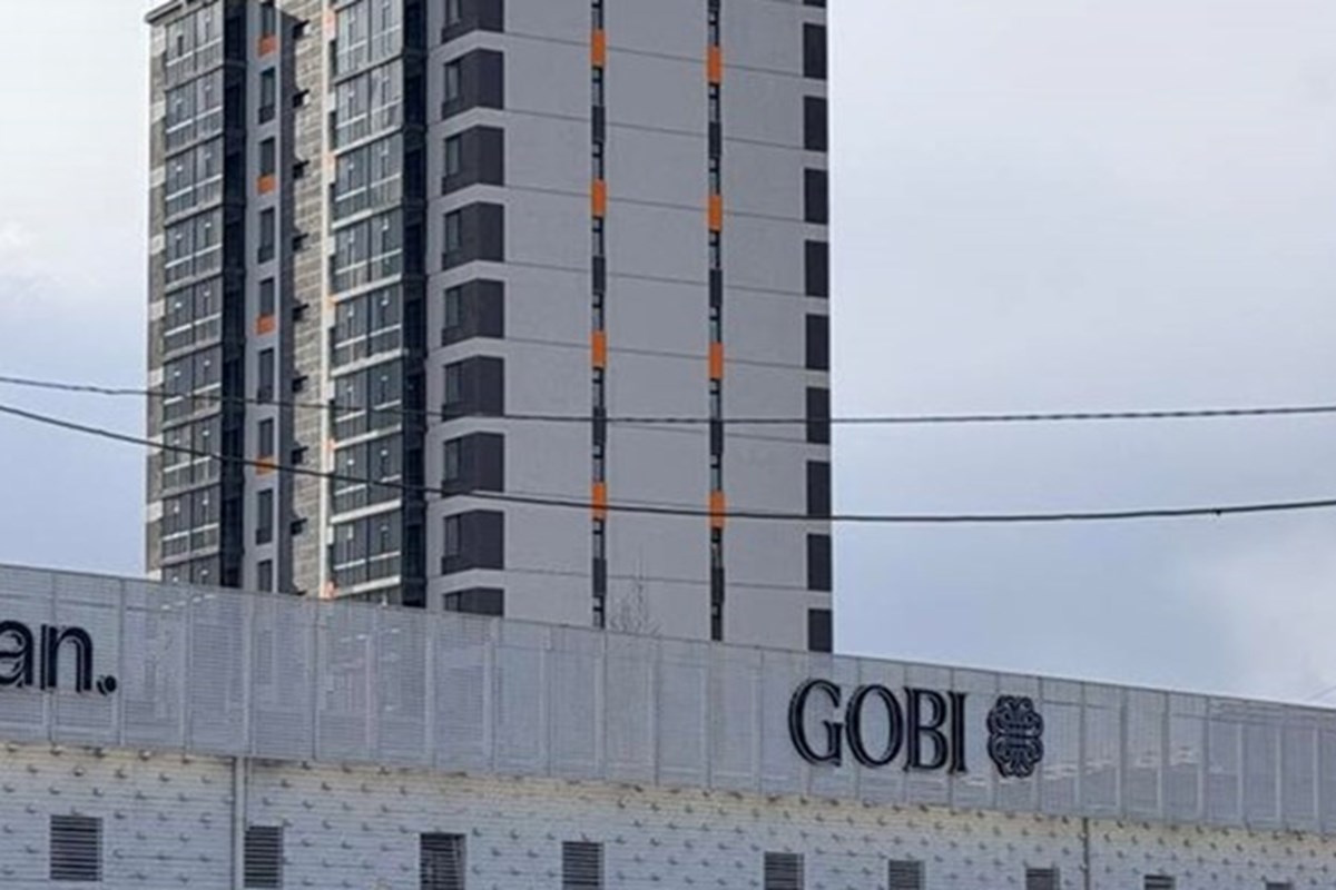 Говь үйлдвэрийн баруун талд 56мкв 2 өрөө