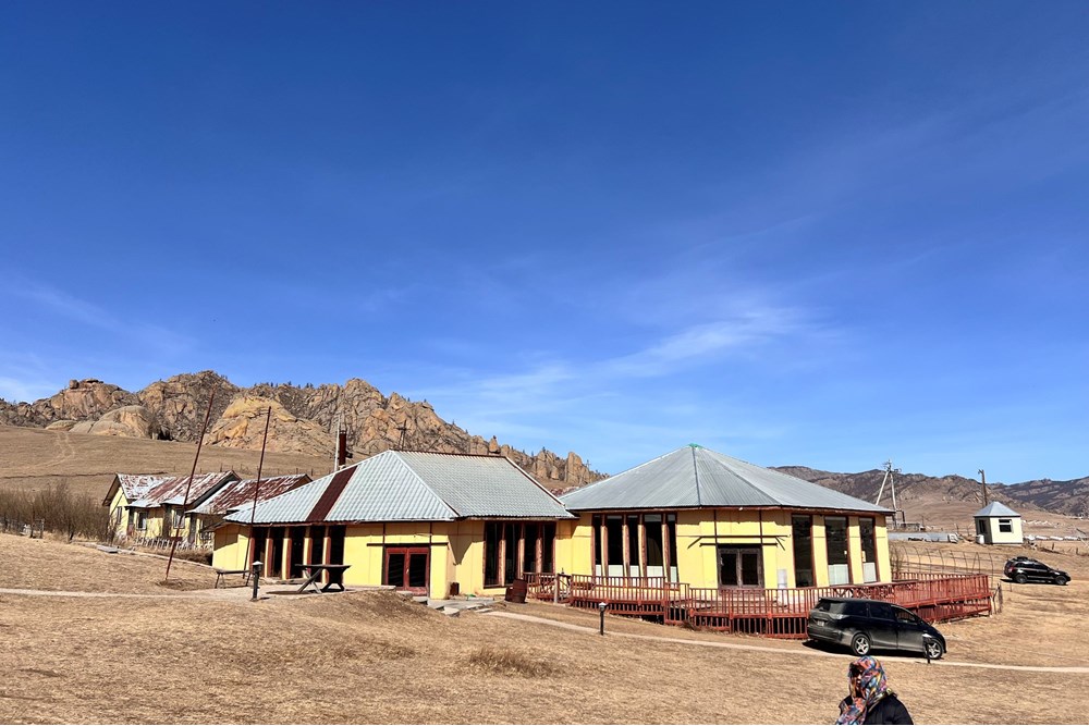 A resort with 2 hectares of land in Terelj — 10