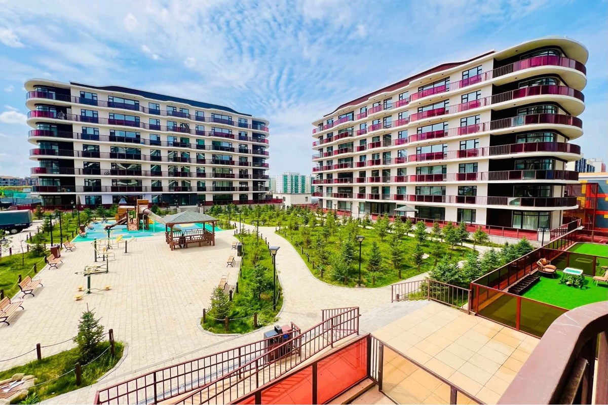 Яармаг Buyant Garden 4 өрөө худалдана