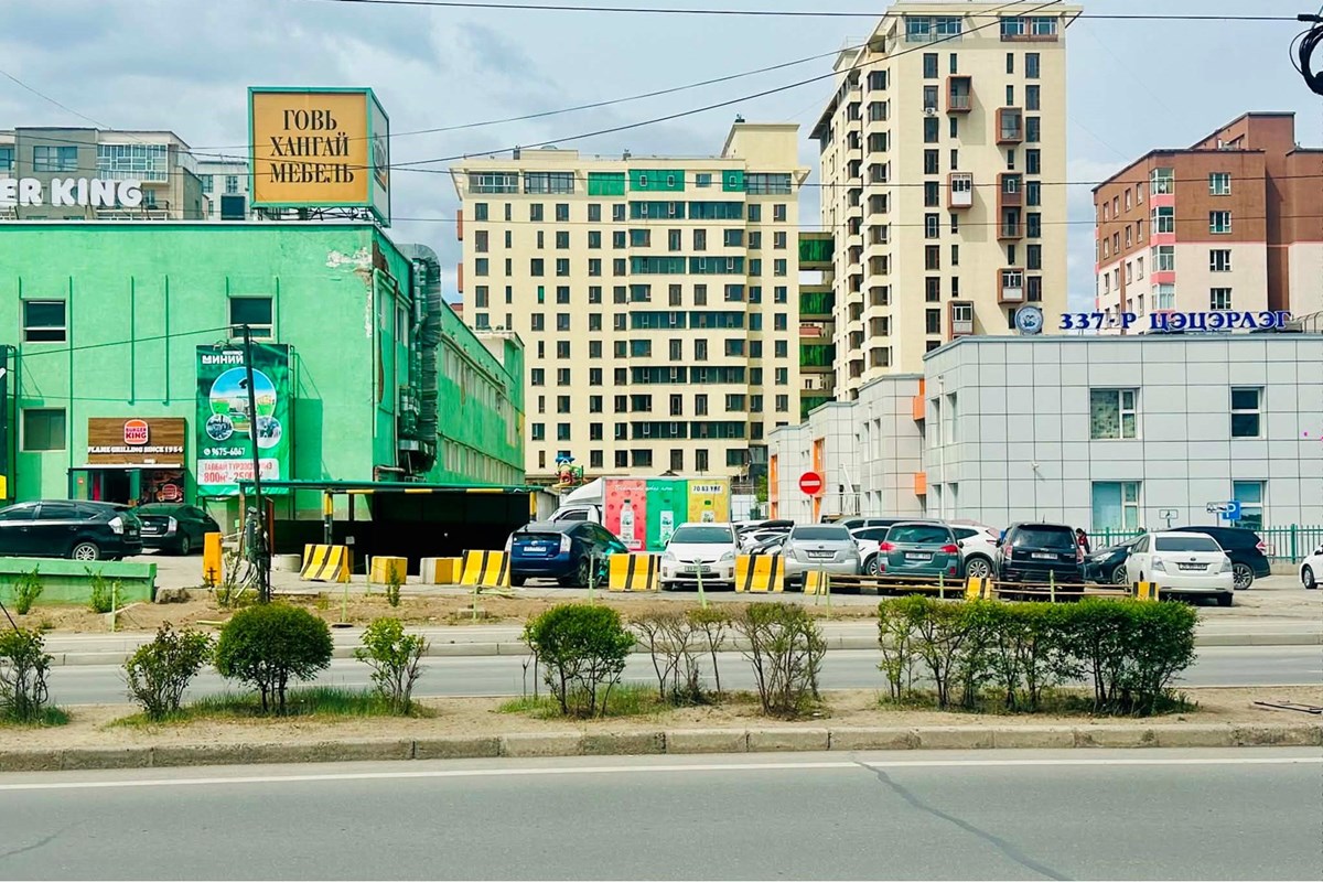 298.23мкв худалдааны талбай түрээслүүлнэ