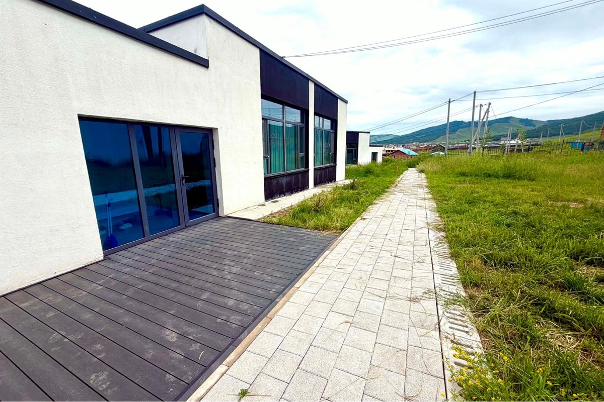 4-room house for sale — 3