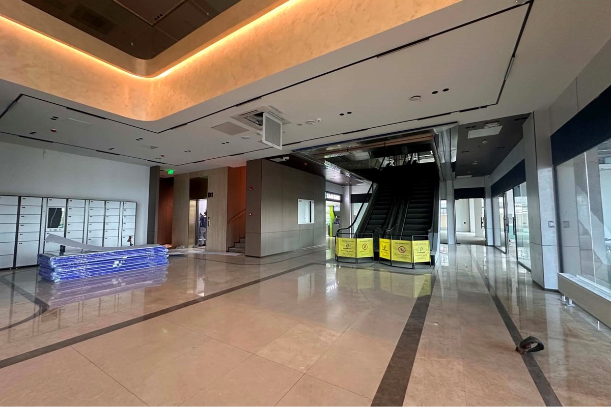 retail space for rent — 4