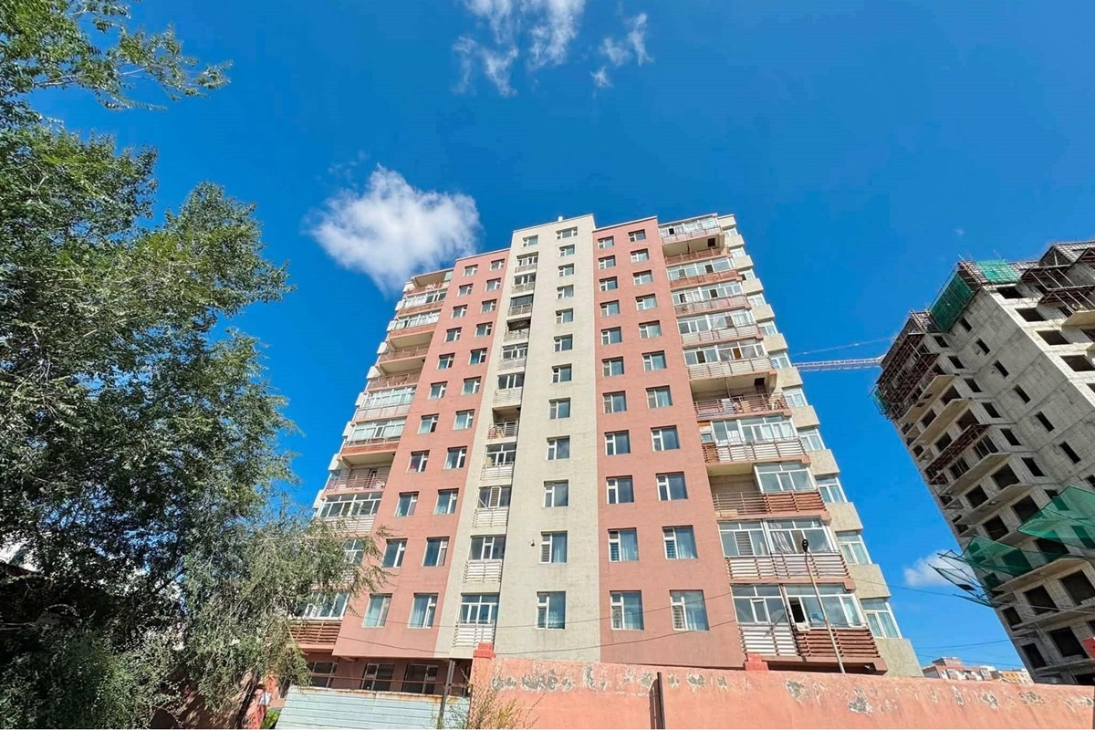 21р хороолол 46мкв 2 өрөө байр зарна