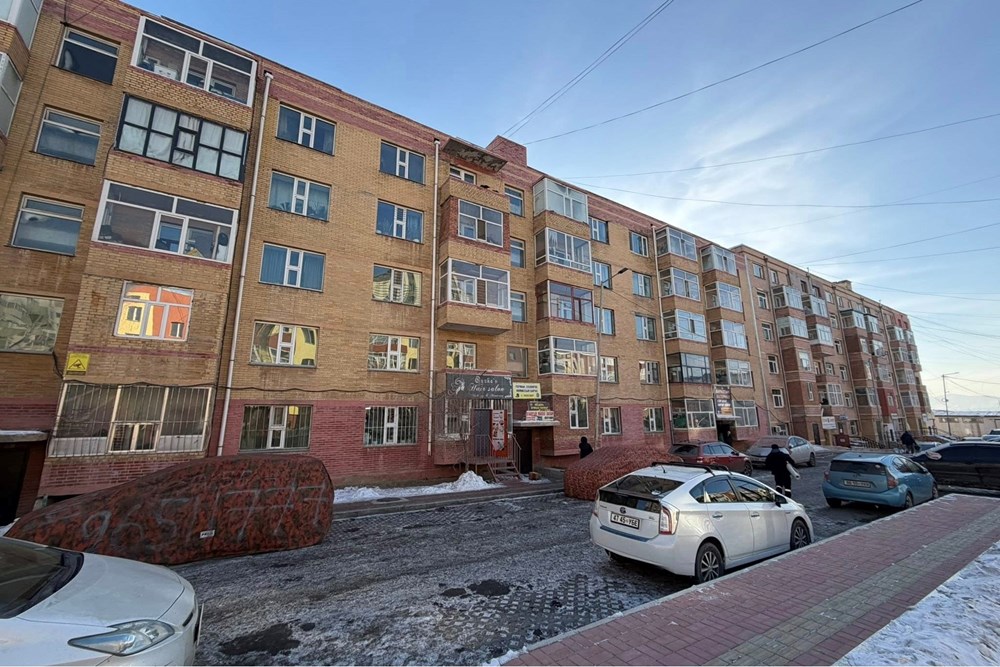 80мкв худалдааны талбай зарна