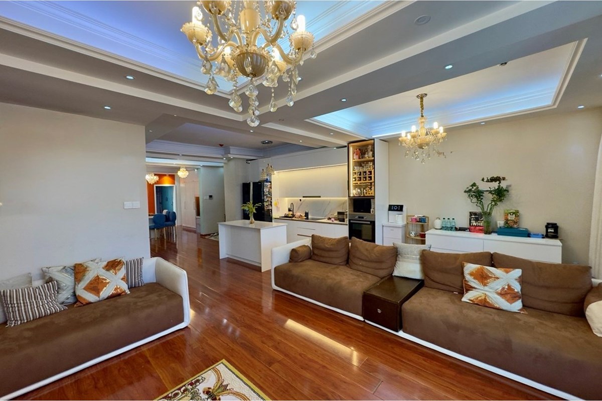4-room apartment for sale — 5