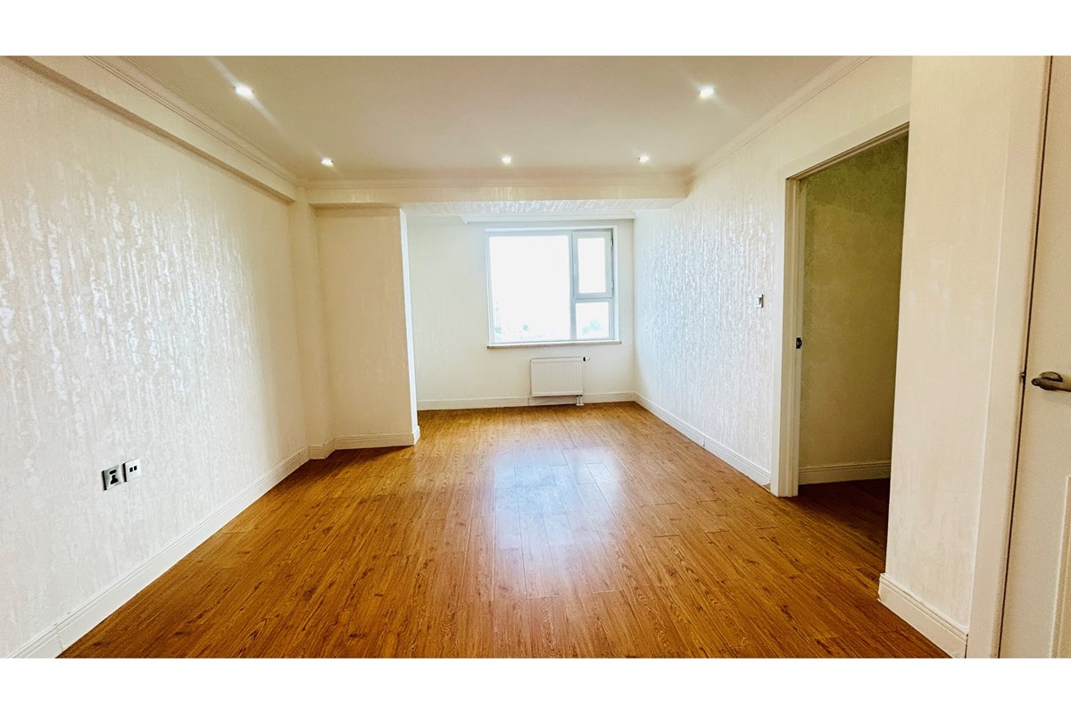 5-room apartment for sale — 9